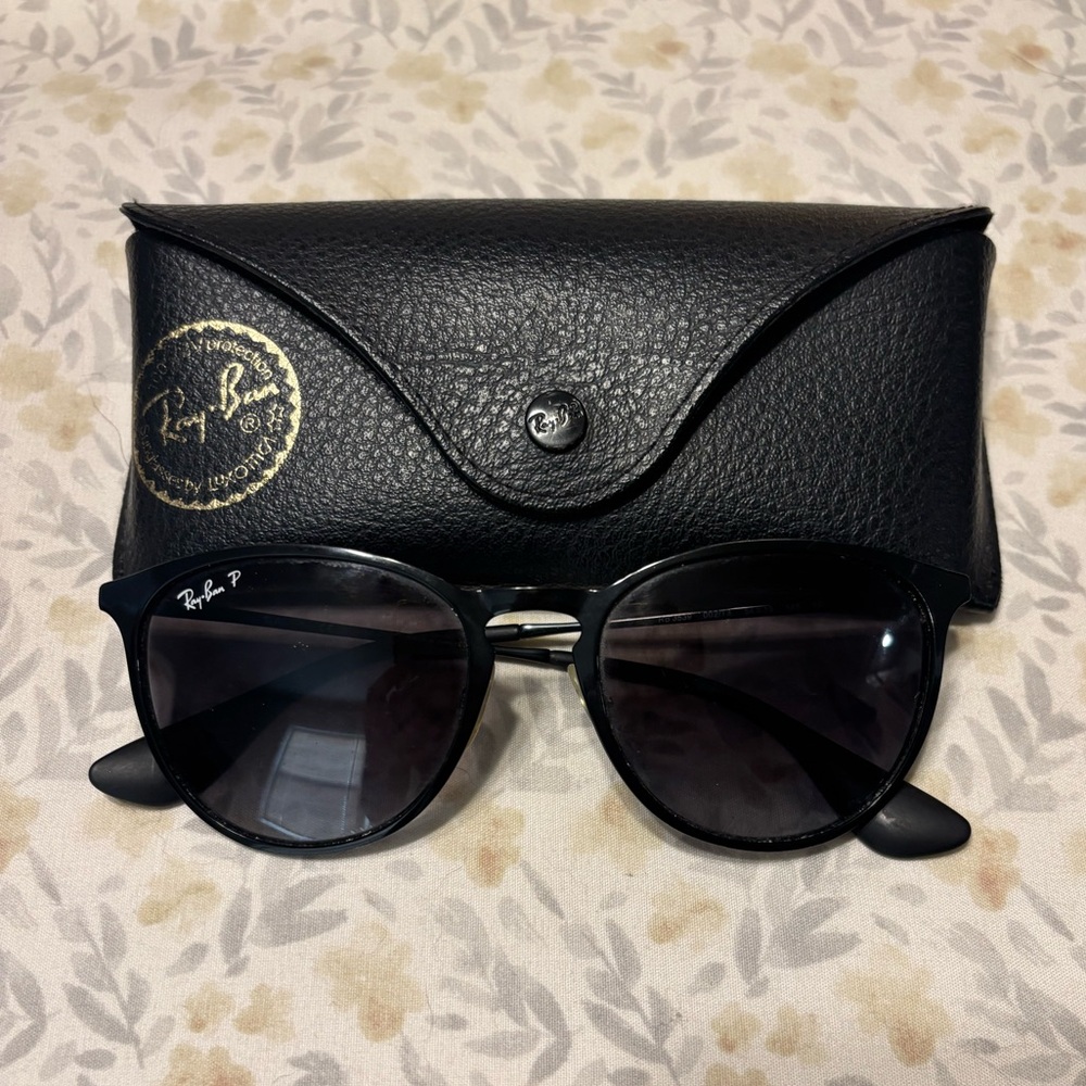 Ray Ban Erika sunglasses polarized black
